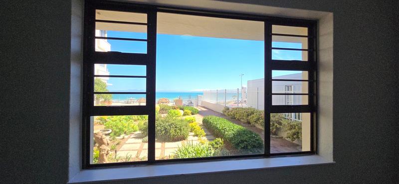 To Let 3 Bedroom Property for Rent in Strand Western Cape